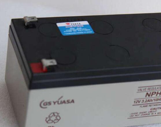 教您辨別湯淺電池真假與翻新(圖2) 20190116134912.jpg